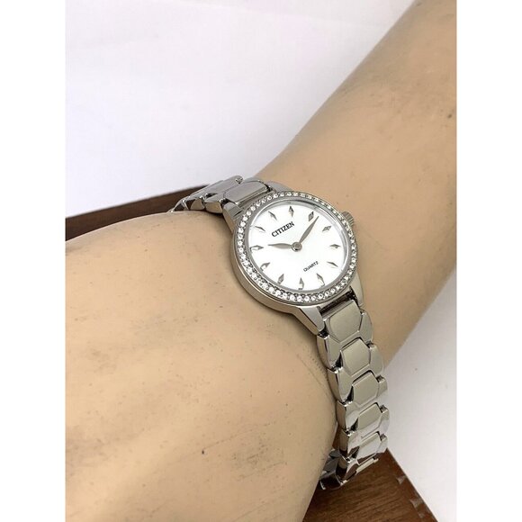Citizen Women's Watch EZ7010-56D Quartz White Mother of Pearl Dial Silver 24mm - Picture 5 of 13